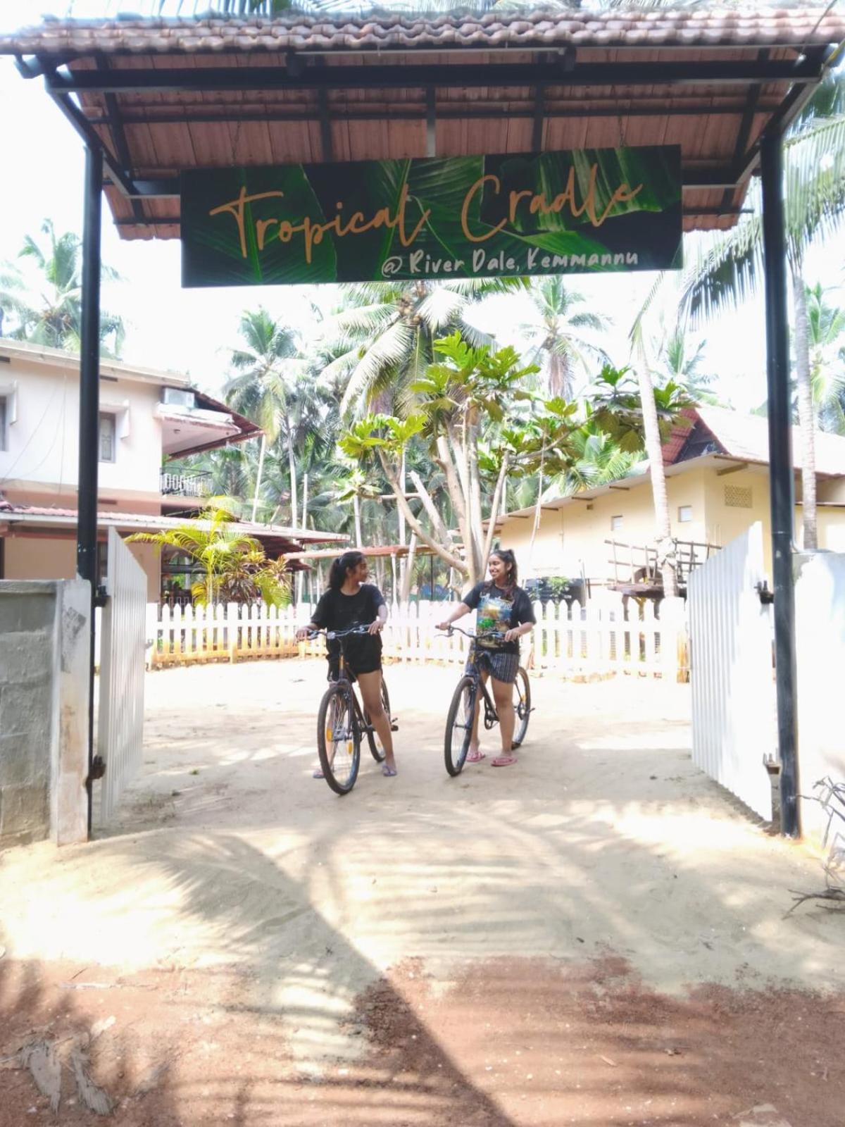 Tropical Cradle @ River Dale Kalyānpur Exteriör bild